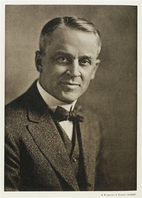 Robert Millikan American Physicist Photograph By Mary Evans Picture Library