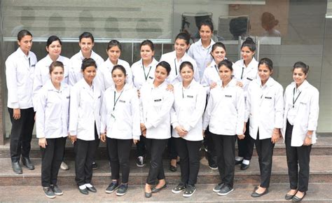 General Nursing And Midwifery Gnm Saraswati Nursing Institute