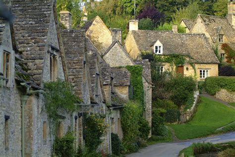 Visitbritain On Twitter Looking For Quaint Cottages And Stunning
