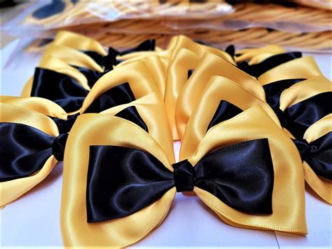 Professor simon teaches us about the letter 'o' then we sing and dance. Emma Yellow Wiggles-inspired Bows Hair Accessories | Bow ...