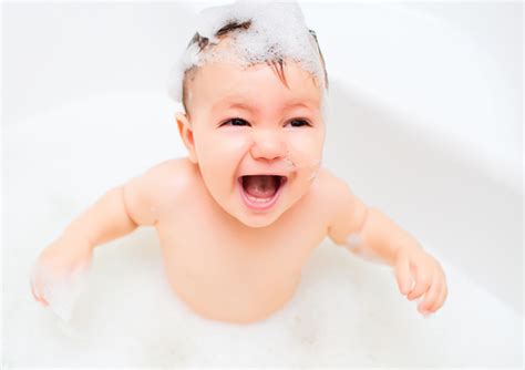 Six Swim Skills Your Child Can Learn In The Bath Tub