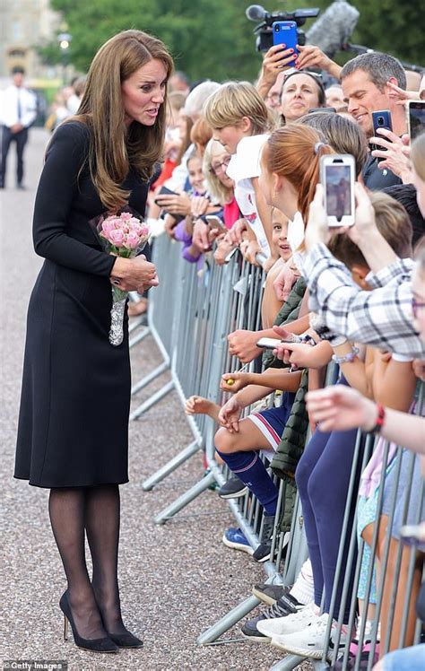 Kate Middleton Goes Bronde Princess Of Wales Debuts Lighter Hair At