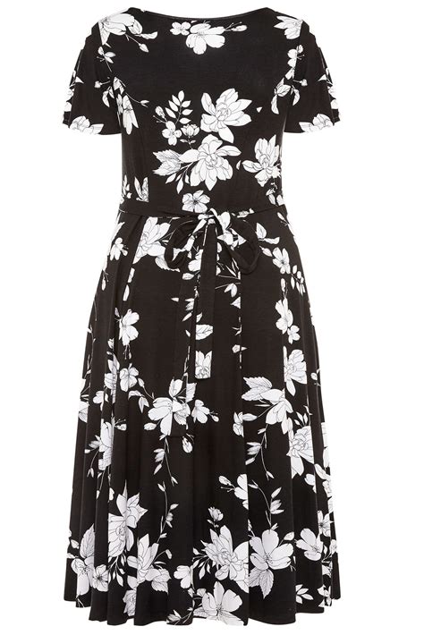 Black And White Floral Midi Dress Yours Clothing