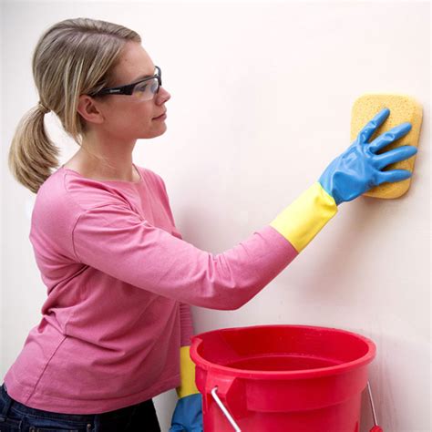 How To Clean Walls With Flat Paint Without Ruining Them