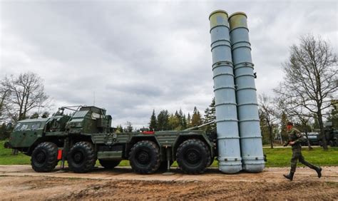Russias Defense Ministry Receives Third Regiment Set Of S 400 Missile
