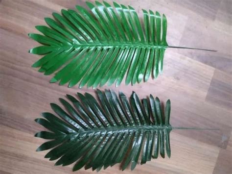 Green Plastic Artificial Palm Tree Leaves Packaging Size Box At Rs 20