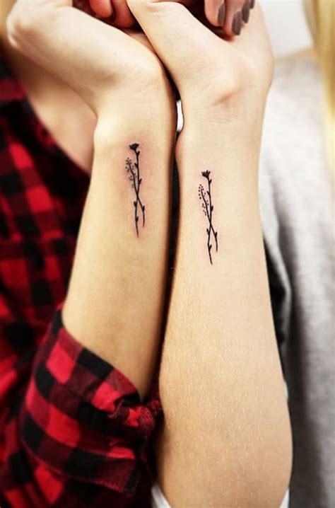 Cute Tiny Wrist Tattoos Youll Want To Get Immediately Tatuagens Bff