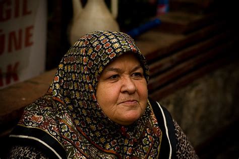 old turkish woman carl zeiss planar t 1 4 85 valter sousa flickr