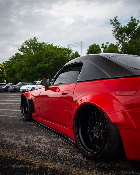 Bagged Honda S2000 With Over Fenders