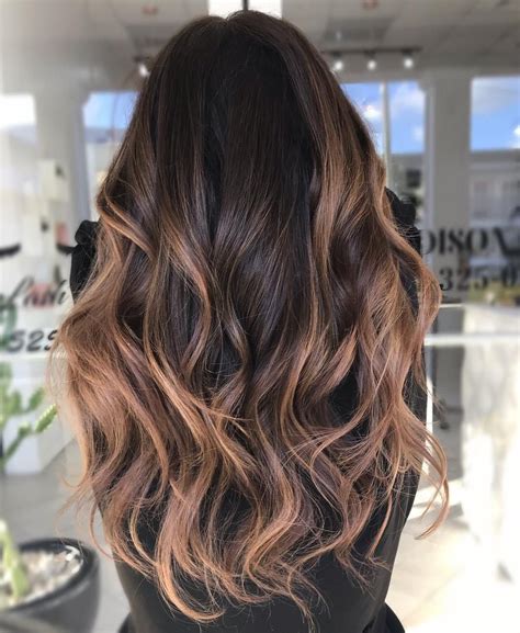 60 Looks With Caramel Highlights On Brown Hair For 2023 Black Hair Balayage Brunette Balayage