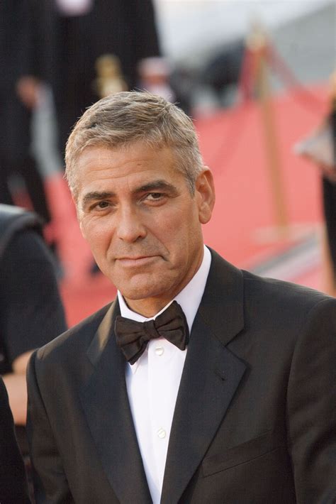 George clooney isn't on twitter but we are. Poze George Clooney - Actor - Poza 2 din 352 - CineMagia.ro