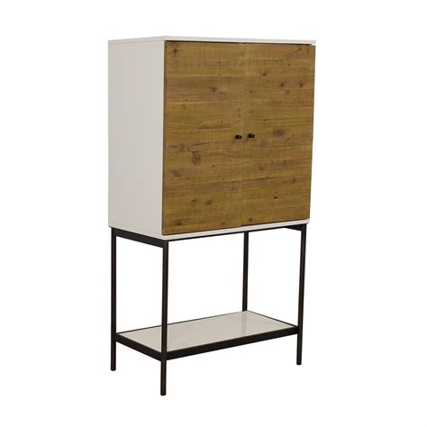 Available in a premium quality, west elm provides the exceptional seamless medicine cabinet. 63% OFF - West Elm West Elm Reclaimed Wood + Lacquer Tall ...