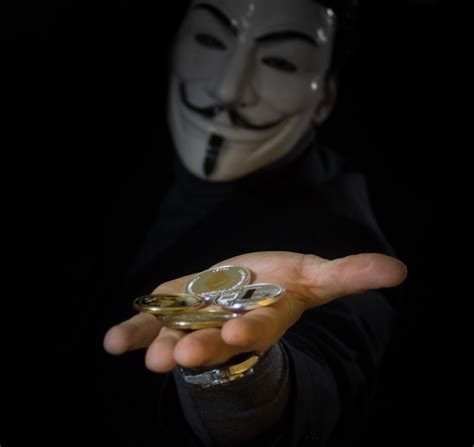 Megszüntetné a kriptovalutákkal való kereskedelem anonimitását az Európai Bizottság - Rakéta