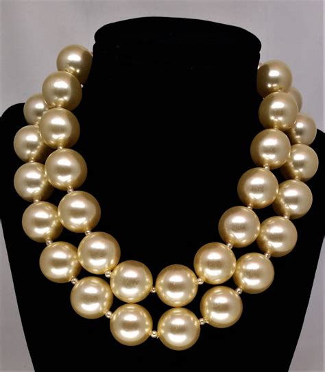 Chunky Pearl Choker Double Strand Natural Faux Pearl Etsy Faux Pearl Necklace Faux Pearl