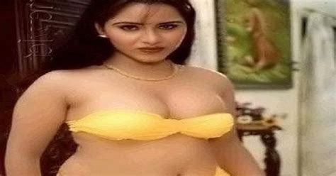 Nesha Jawani Ki Reshma Hot In Tight Yellow Blouse Hot