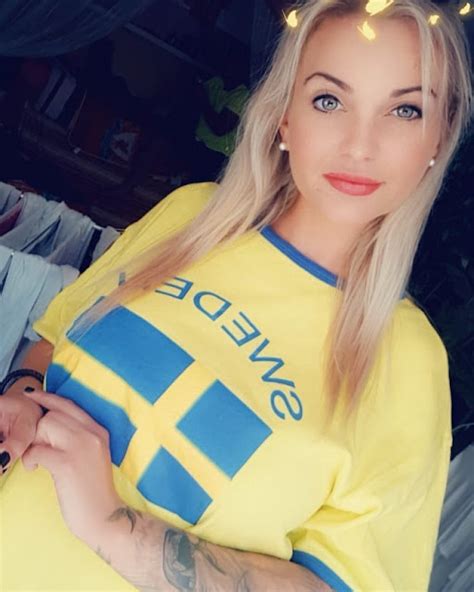 Gentlewoman Sport Russia World Cup 2018 Sweden Girls Fans