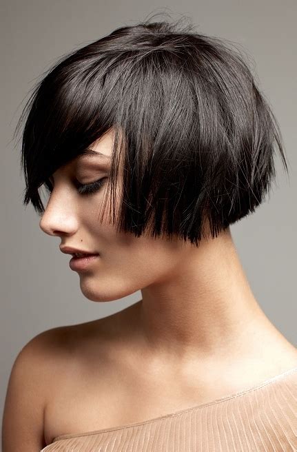 24 Fun And Sexy Short Brown Hairstyles 2024 Dark And Light Brown Brunette Styles Weekly