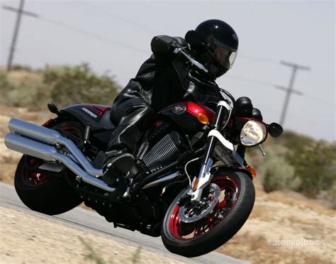 Write a review and rate the 2005 victory hammer™. VICTORY Hammer - 2005, 2006 - autoevolution