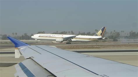 Parallel Takeoff Onboard United A320 At Los Angeles International