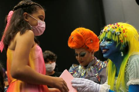 Bordeaux Un Atelier Pour Enfants Animé Par Une Drag Queen Les