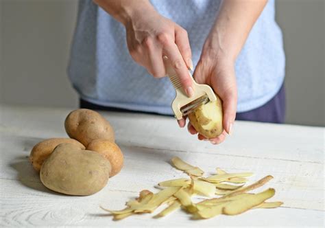 Cook Faster Simple Tips On Peeling Potatoes Ahead Of Time