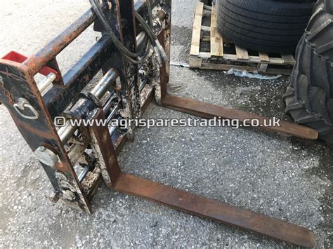Jcb Hydraulic Fork Positioner With Q Fit Brackets • Agrispares Trading Co
