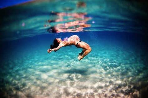 Underwater Pregnancy Photography 8 Stunning Photos
