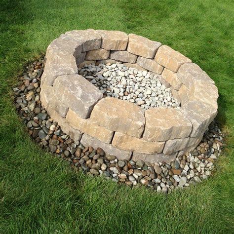 Build A Fire Pit From Cement Landscape Blocks Diy Projects For Everyone