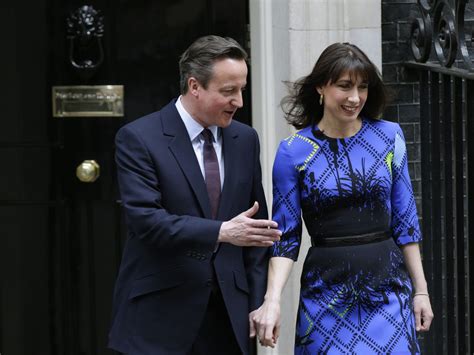 david cameron meets the queen after election victory business insider