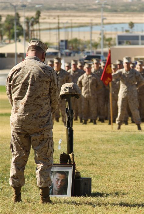 Fallen Heroes Remembered Marines Families Honor Five Fallen 34