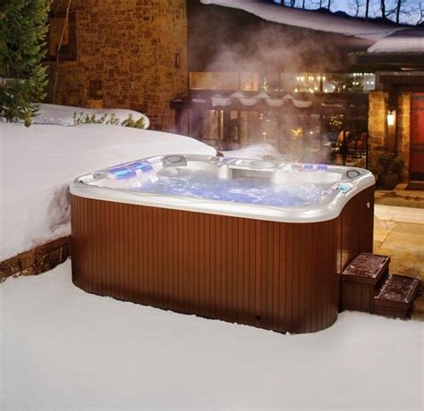 Steamy Nights With A Sundance Spa Sundance Spas Spa Manufacturers Spa