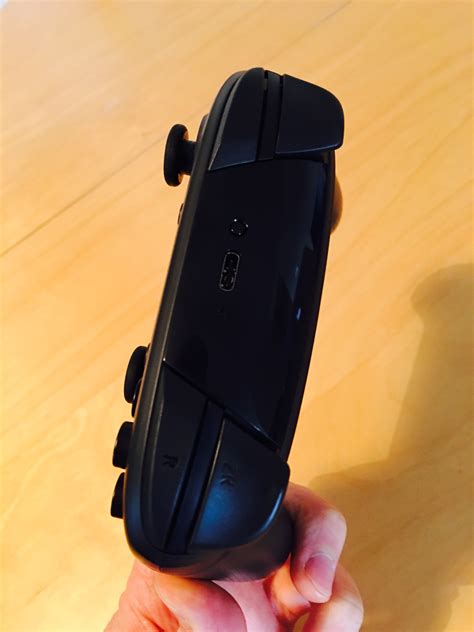 The controller can be fully charged in approx. Nintendo Switch Pro Controller review - "How does it hold ...
