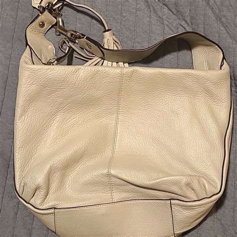 Coach Ivory Avery Leather Small Hobo Shoulder Bag Gem