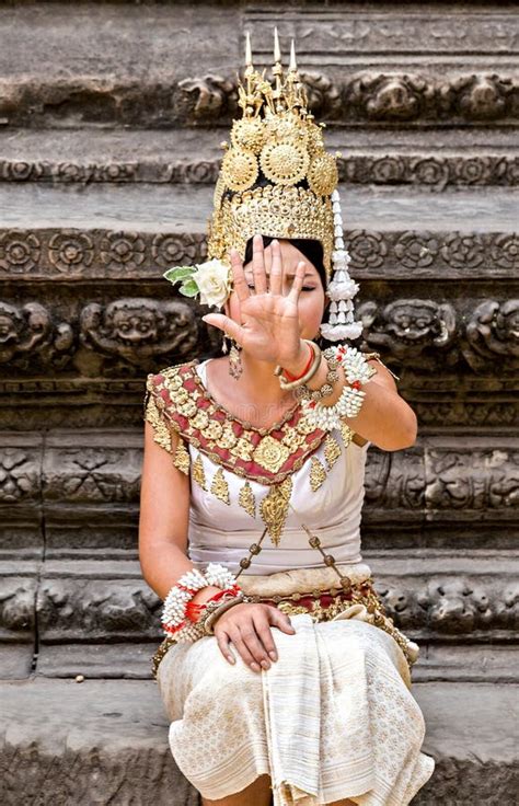 Angkor Wat Is A Popular Tourist Attraction Apsara Cambodian Dance