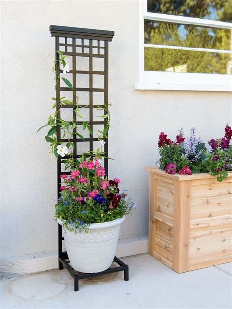 Its paint finish creates a quality texture touch feeling and appearance.the. Mission-Style Planter Stand with Trellis | 1000 in 2020 ...