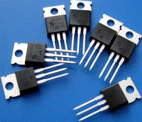 Transistor effect field fet channel jfet junction equations oxide tutorial semiconductor electronics. #FET #Operation #Types Field effect transistor is a three ...
