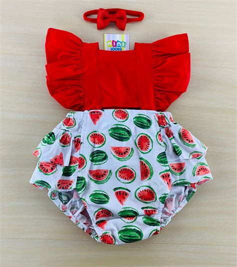 jardineira melancia em 2020 moda infantil para meninas roupas fofas