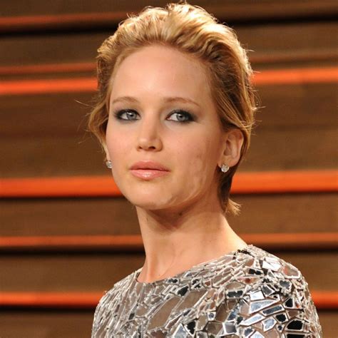 Jennifer Lawrence Is Worried Youll Think Her Oscars Fall Was A Gimmick
