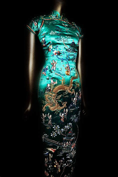 china through the looking glass exhibit chinese cheongsam 1932 vintage dresses vintage