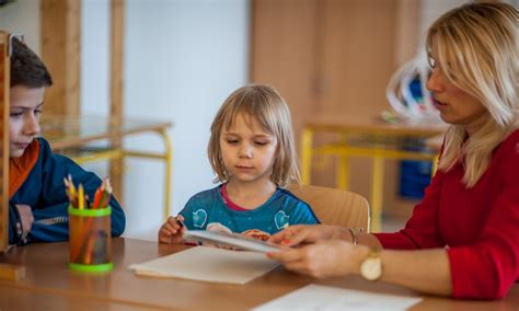 Antibody tests can detect if you have had the infection in the past. V mateřské školce v Brně mělo dítě pozitivní test na ...