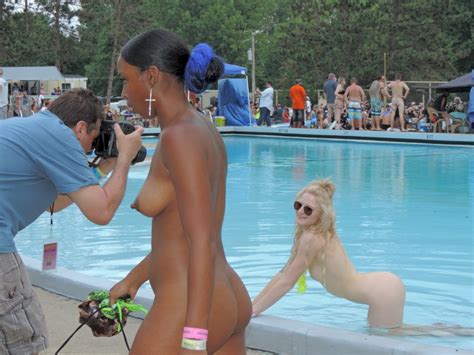Black Exhibitionists Shesfreaky