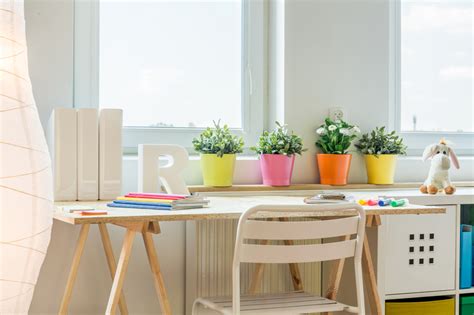Schreibtische gibt es in unzähligen varianten. Schreibtisch selber bauen » Schöne Ideen