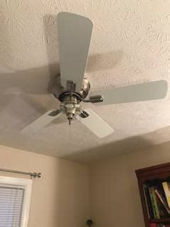 If ceiling fan lights are not working but the fan just works fine, follow these troubleshooting tips. Hampton Bay ceiling fan light switch pull chain not ...