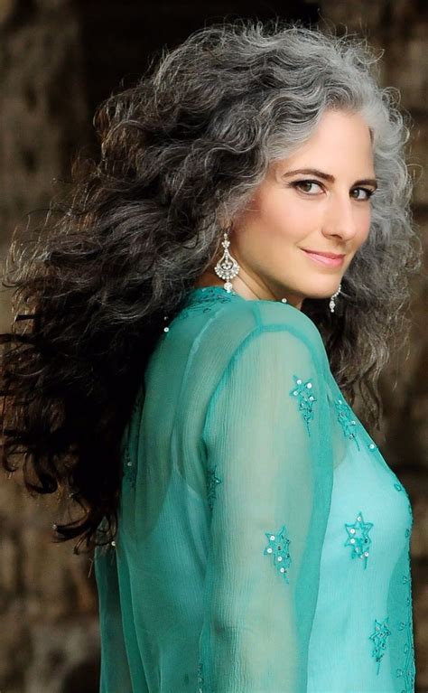 Pin By Chelin On Grey Grace Gorgeous Gray Hair Long Gray Hair Gray