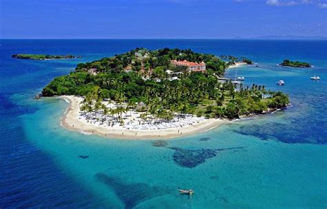 Offering a lush interior with a mix of caves, victorian gingerbread houses and the lore of pirates, plus 900 miles of coastline along its brim, island highlights include riding a cable car up mount isabel de torres and basking on stunning saona island. 11 Top-Rated Beaches in the Dominican Republic | PlanetWare