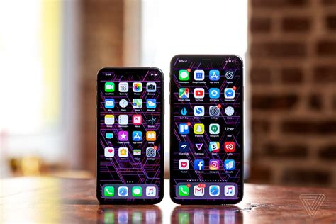 Does the new iphone 11 pro really have more and better features than the one you're holding in your hand right now? iPhone XS and XS Max users are reporting poor cell and Wi ...