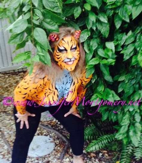 Fantasy Fest Key West Body Painting Tiger Body Painter Jennifer