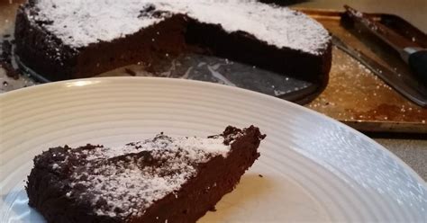 This triple chocolate mousse cake has chocolate cake, chocolate fudge, and chocolate & white chocolate mousse! Baked Chocolate Mousse Cake | Recipe | Baking, Sweets ...