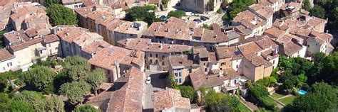 Correns Village Authentique En Provence Verte Dans Le Var
