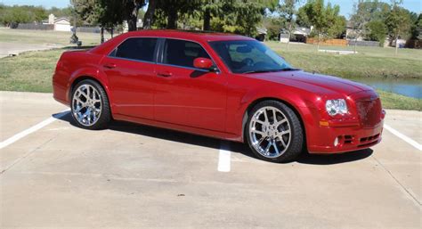 Wejdź i znajdź to, czego szukasz! Chrysler 300C Photos and Specs. Photo: 300C Chrysler ...